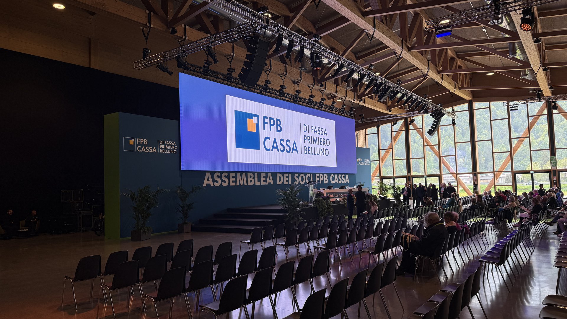 CASSA CENTRALE DOLOMITI – PALALUXOTTICA AGORDO
